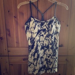 Lululemon black and cream racerback tank top sz 4
